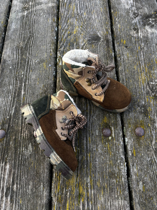 Suede Winter Boots Size 24